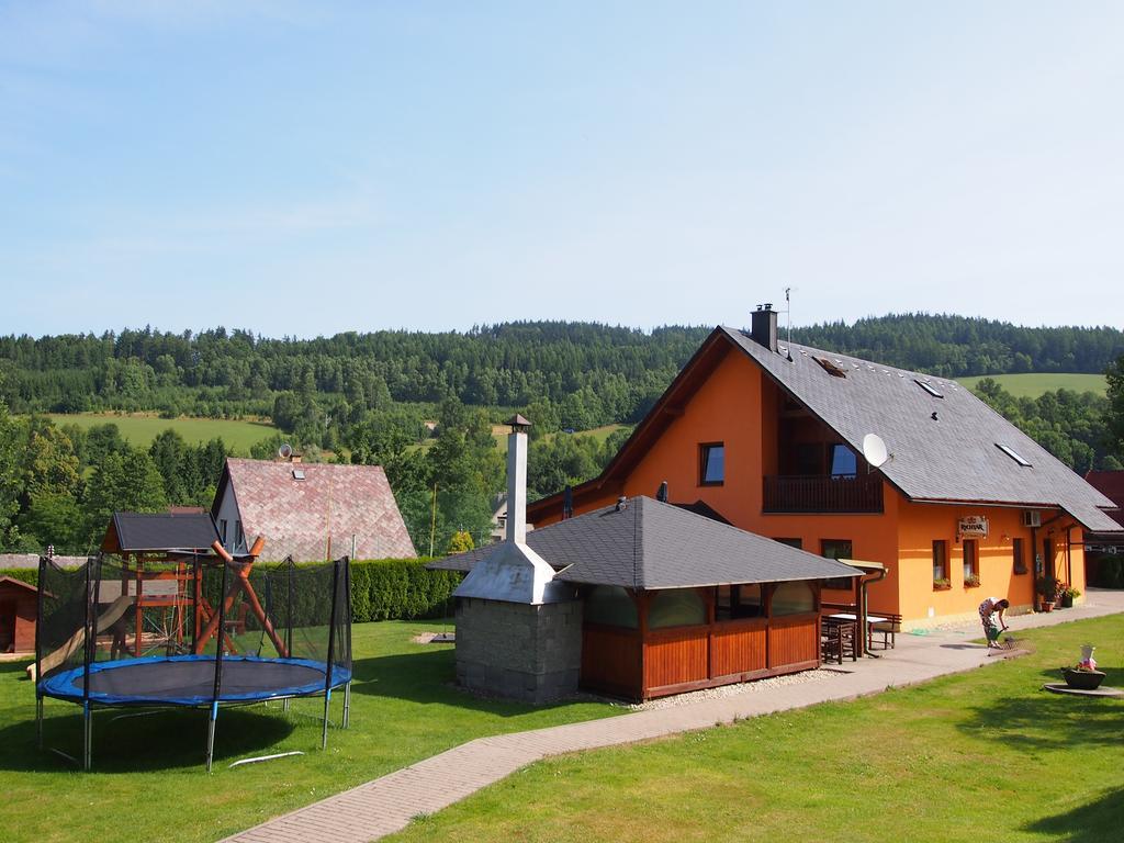 Penzion Otmarka Těchonín Exterior foto
