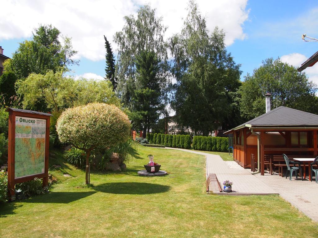 Penzion Otmarka Těchonín Exterior foto